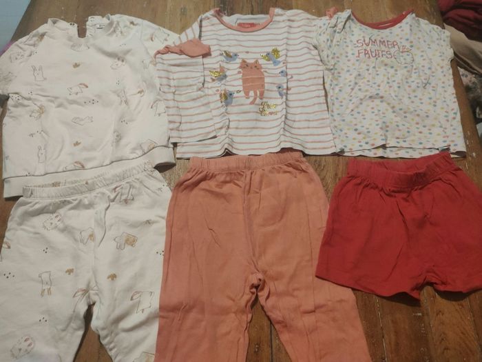 Lot 5 pyjamas 24 mois