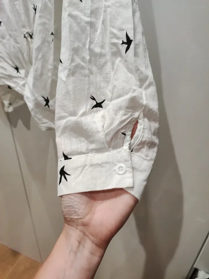 Chemise blanche hirondelles - M - très bon état - photo numéro 6