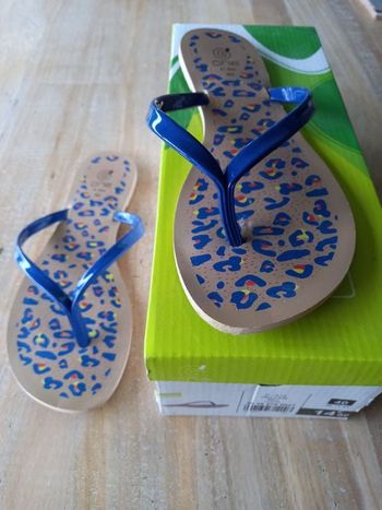 Tong motif léopard