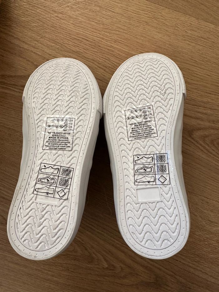 Baskets montantes scratch en cuir neuves 30 - photo numéro 3