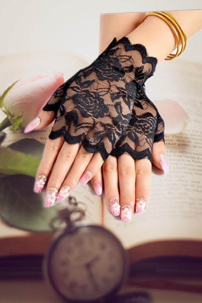 Paire de gant mitaine dentelle noir Neuf - photo numéro 2