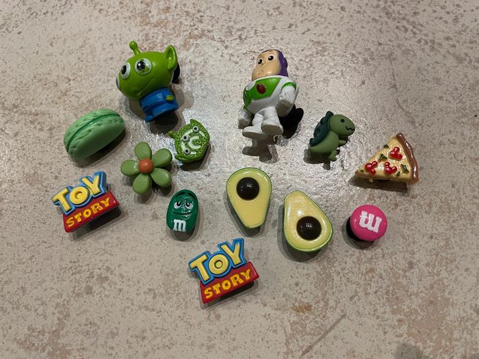 Figurines Toy Story pin's pour chaussures