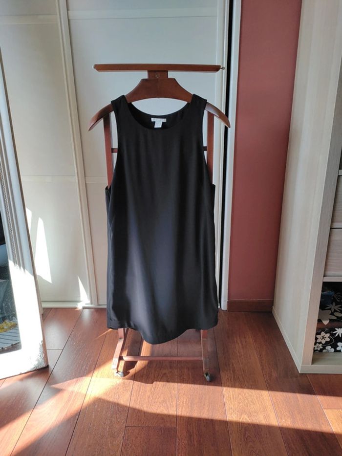 Robe noir coupe droite