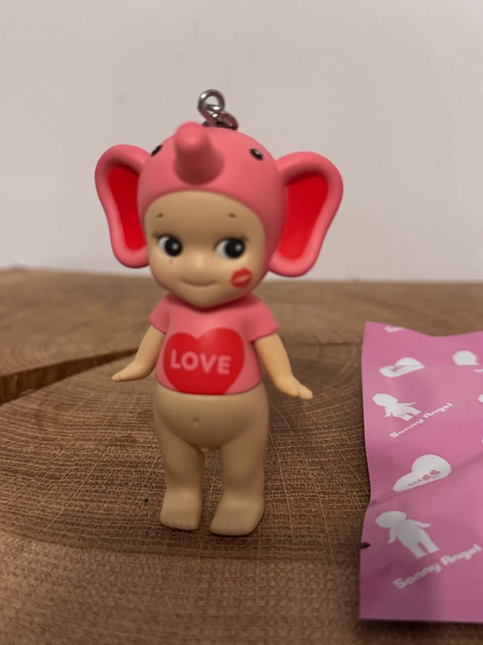 Sonny angels kiss kiss série edition saint Valentin - photo numéro 5