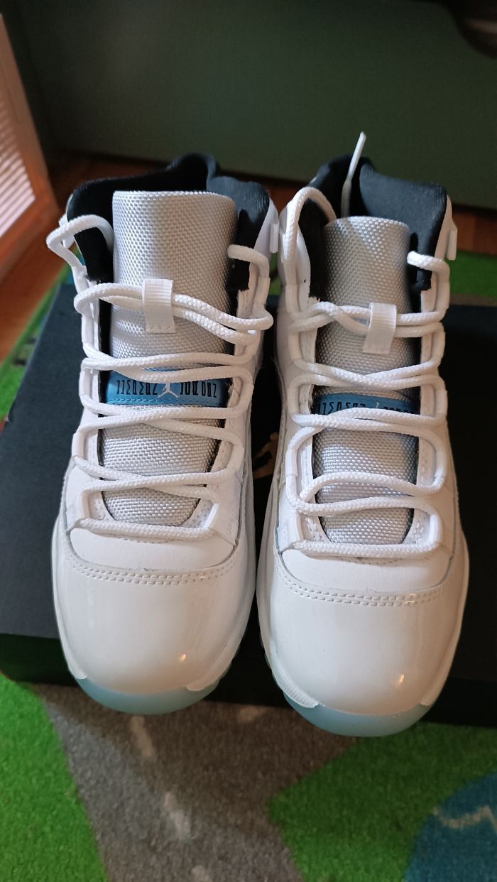 JORDAN rétro 11 blanc - photo numéro 3