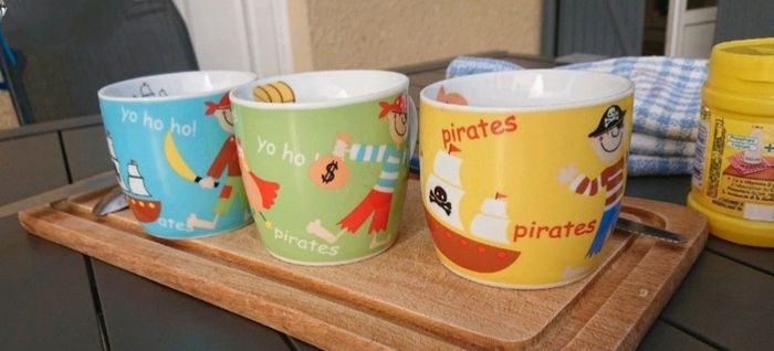 Ensemble tasses thème pirates