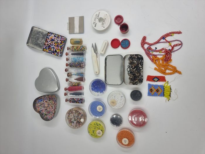 Lot créatif de kit pour colliers perles
