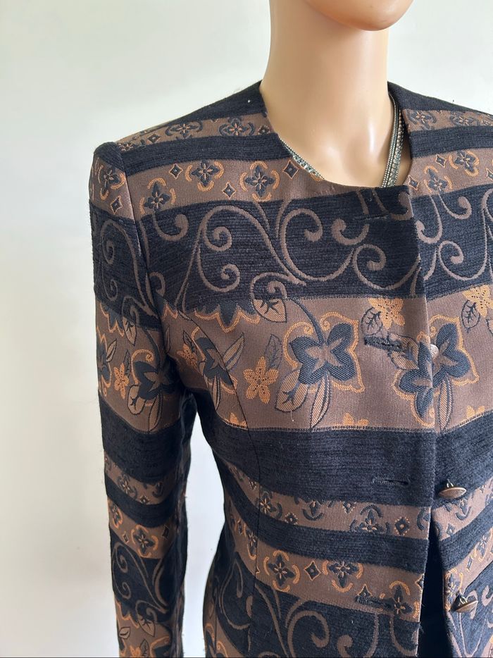 Veste noire et bronze Un Jour Ailleurs taille française 38 TBE - photo numéro 4