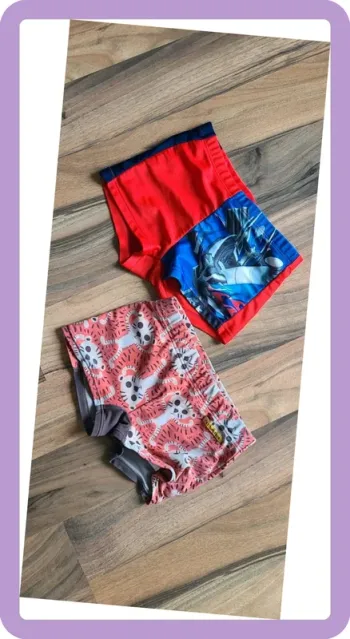 2 maillots de bain 6-8 ans