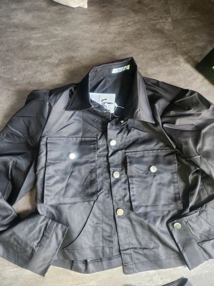 Ensemble veste short noir - photo numéro 3