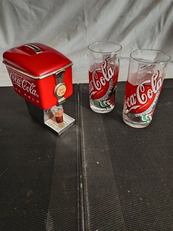 2 verres plus tirelire coca cola