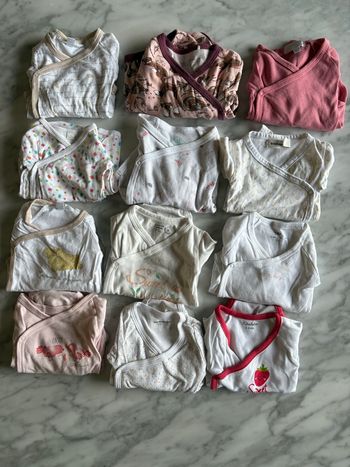 Lot de 12 bodies bébé taille 3 mois