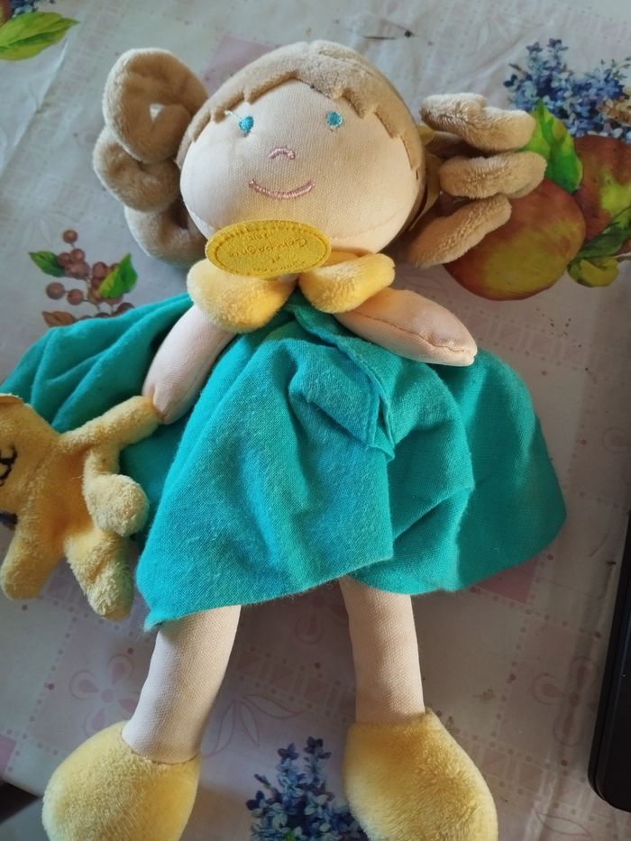 Poupée doudou