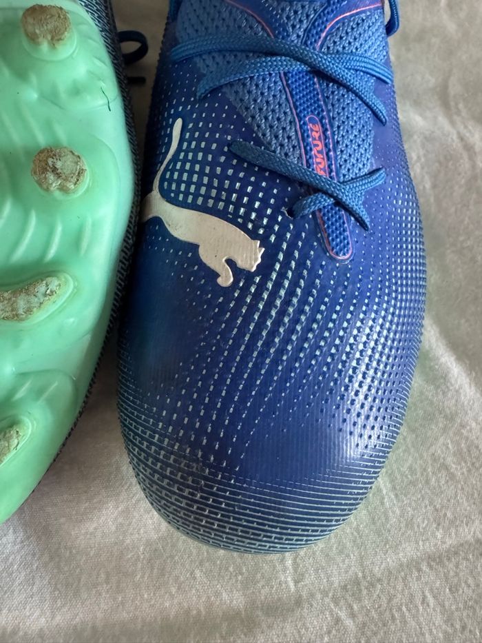 Crampons de foot puma taille 36 - photo numéro 3
