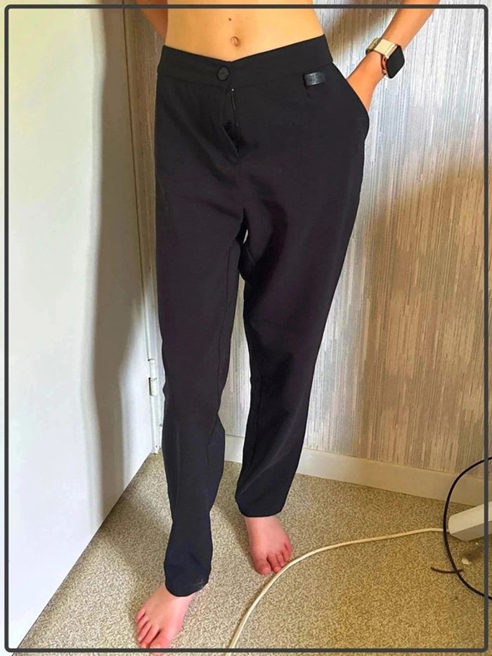 Pantalon droit taille 40