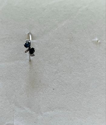 Bague or blanc saphir bleu