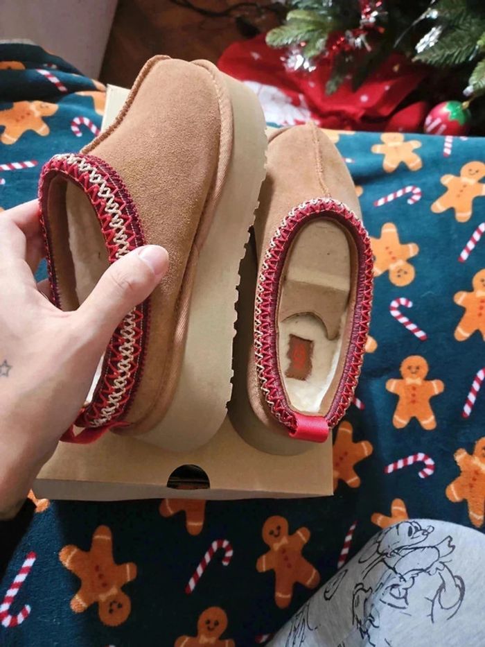 Ugg tazz w chesnut Taille 37 neuve - photo numéro 8
