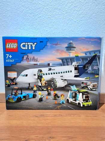 L’avion de ligne, boîte vide empty box – LEGO City 60367 – Collection / Rangement