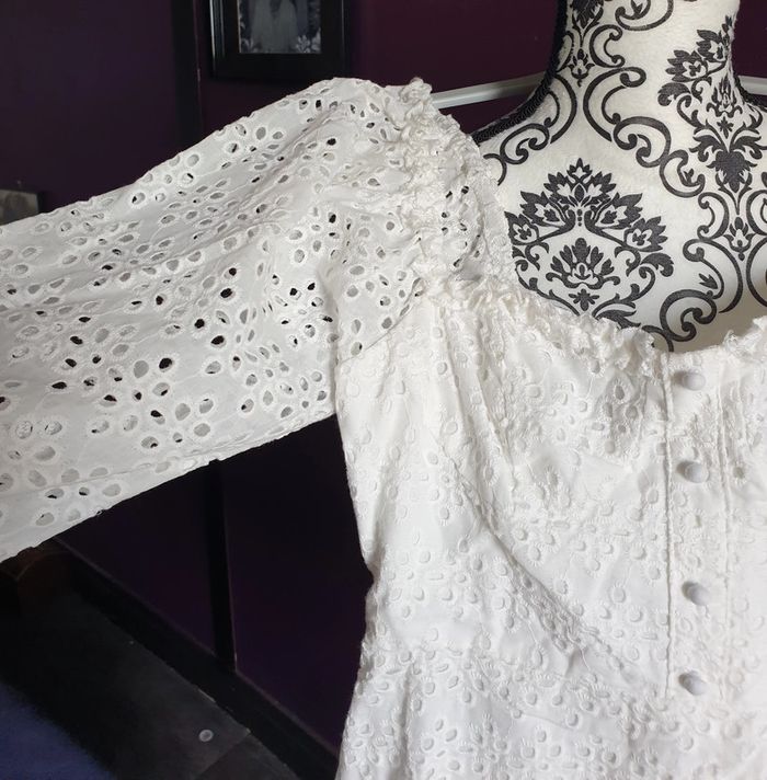 Robe courte Broderie Anglaise - photo numéro 3
