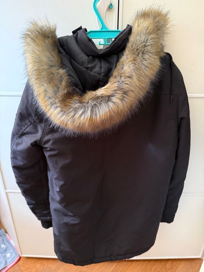 Parka Bershka noir - photo numéro 2