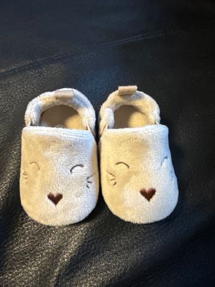 Chaussons beige bébé 0-3 mois