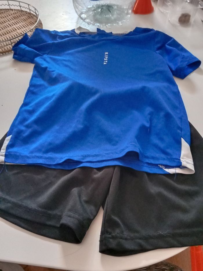 Tenues de foot - photo numéro 6