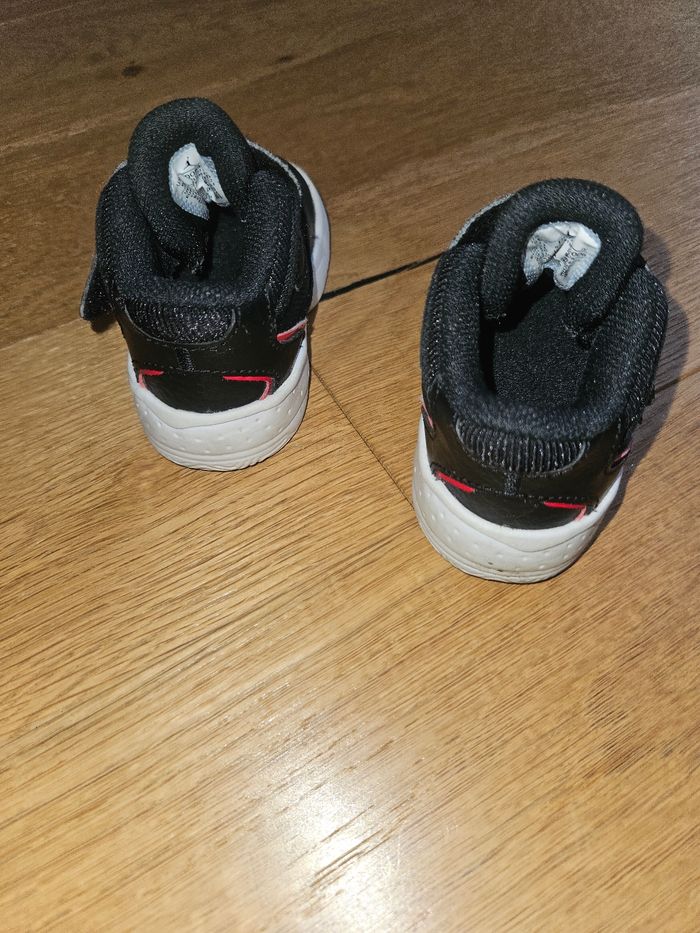 Baskets Jordan flight 21 - photo numéro 4