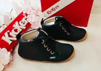 Chaussures Bottines cuir Semelle flexible Kickers T27