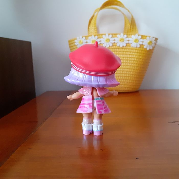Figurine Poupée + 4 accessoires *L.O.L - photo numéro 3