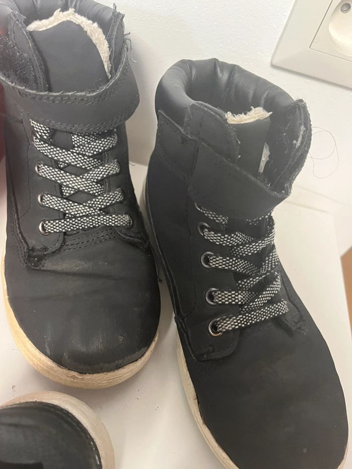 Lot de 5 paires de chaussures en 31 - photo numéro 6