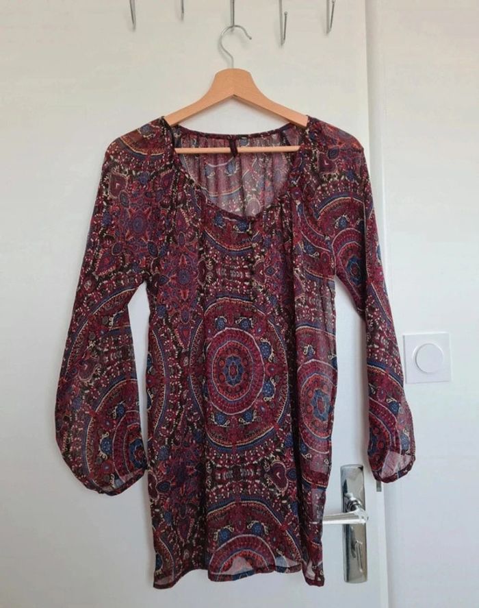 Blouse transparente bordeaux violet taille 38