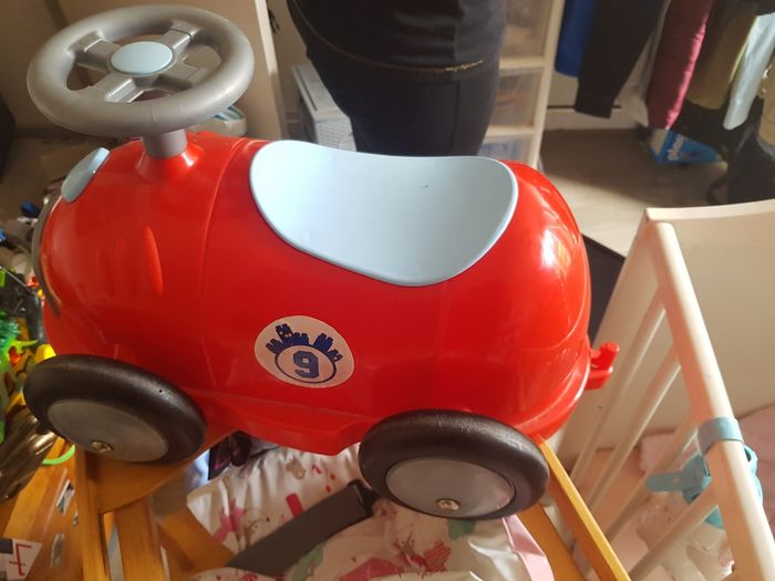 Voiture - photo numéro 2