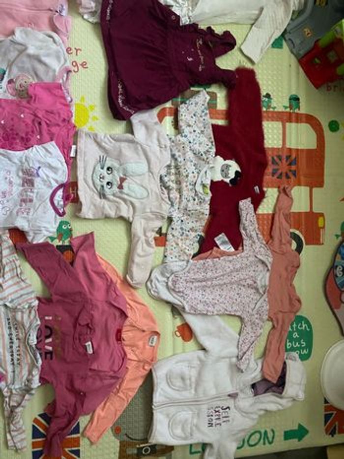 Lot 25 vêtements taille 12 mois - photo numéro 6
