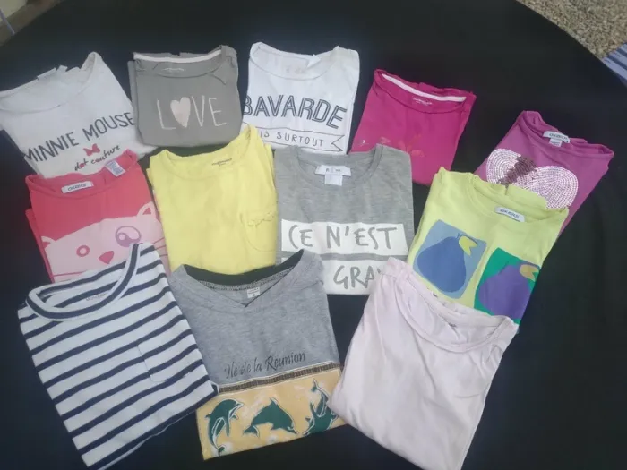 Lot de 12 Tee shirt Fille Taille 6 Ans - photo numéro 2