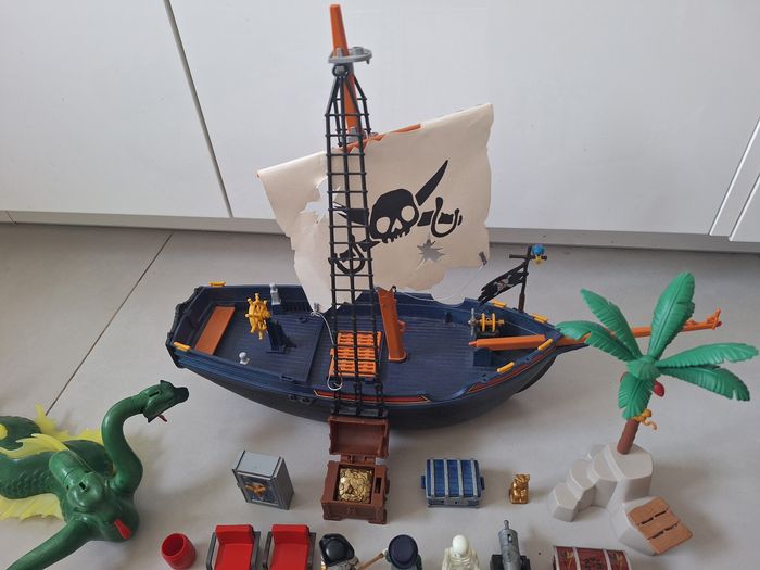 Lot playmobil pirates, bateau et monstre des mers - photo numéro 7