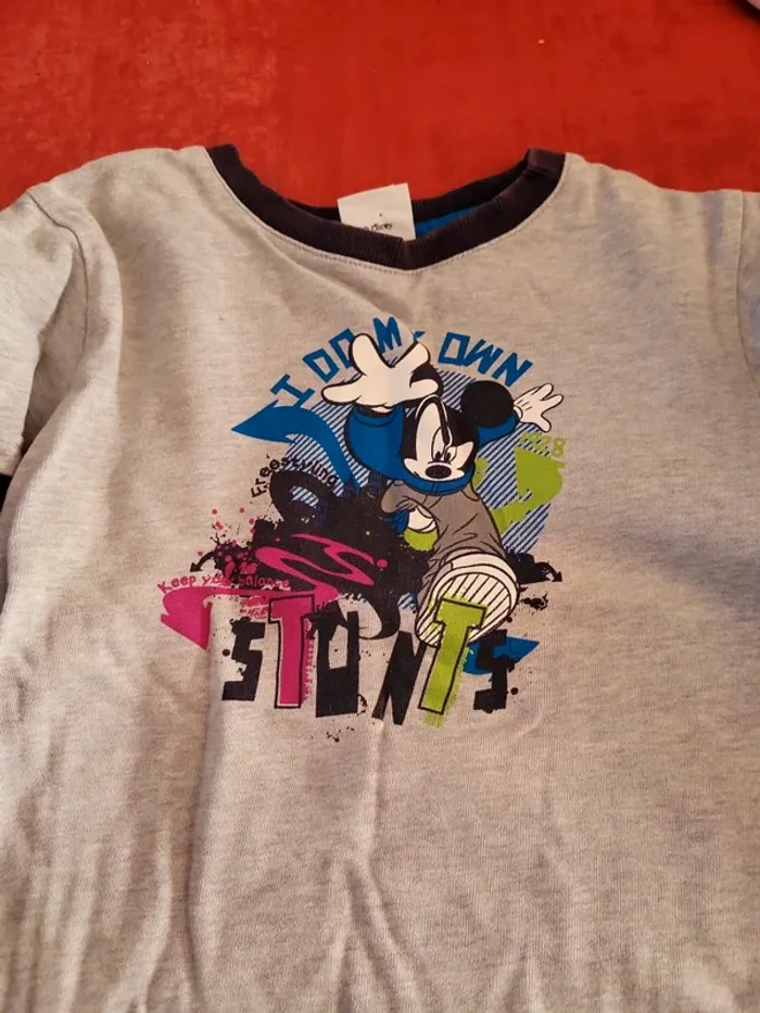 T shirt Mickey disney - photo numéro 2