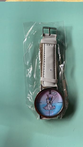 Montre licorne neuve