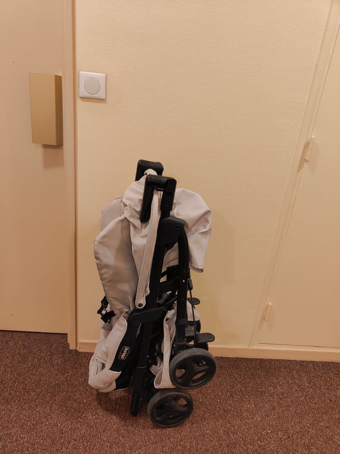 Poussette chicco pas de livraison - photo numéro 5