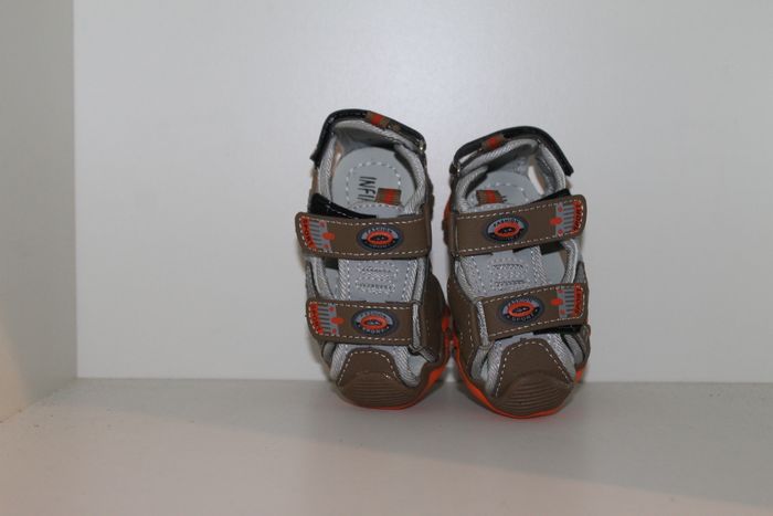 petite sandales nus pieds marron et orange 23 - photo numéro 3