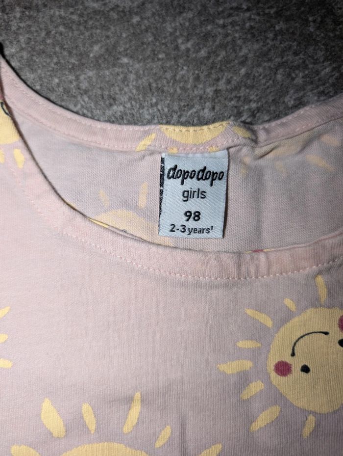 T-shirt bébé fille 2/3 ans comme NEUF - photo numéro 2