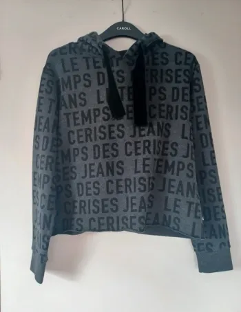 Pull à Capuche le temps des cerises
