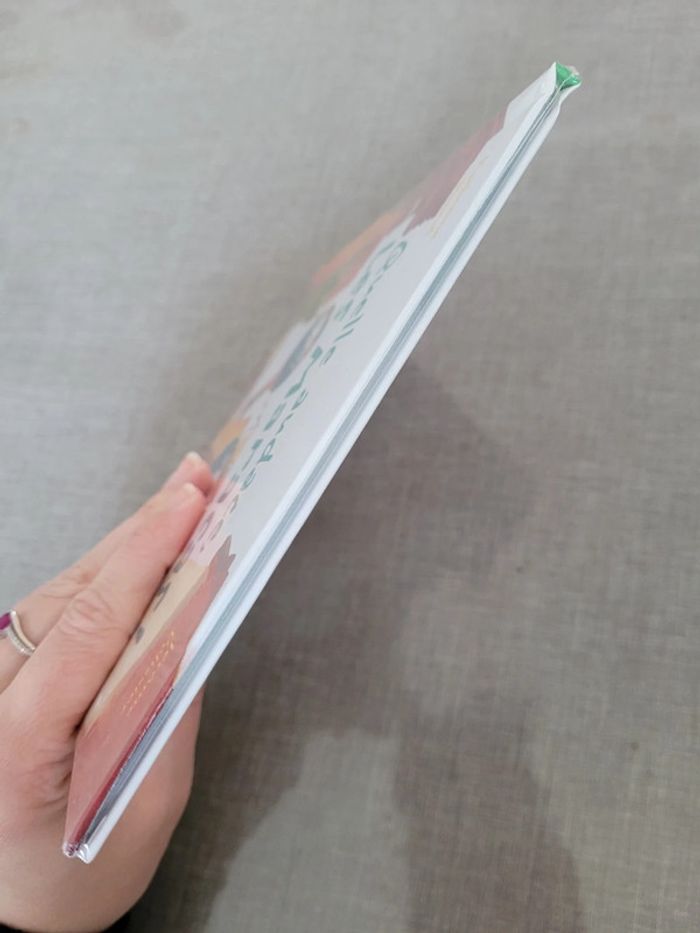 Livre "qu'elle audace, les maracas!" neuf hachette jeunesse - photo numéro 3