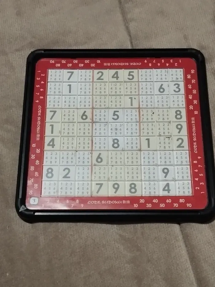 Plateau de Sudoku en plastique niveau 1 à 4 - photo numéro 3