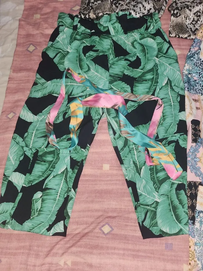 Lot pantalon été - photo numéro 3