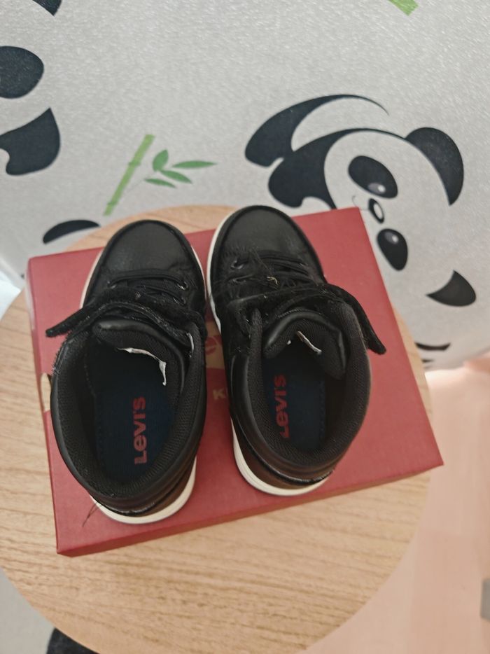 Chaussures garçon Levi's pointure 25 - photo numéro 7