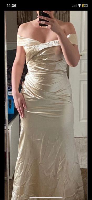 Robe dorée