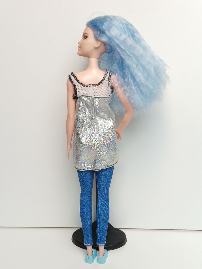 Poupée mattel barbie maillot sport cheveux bleu - photo numéro 5