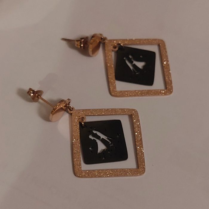 Boucles d'oreilles neuves acier inoxydable - photo numéro 2