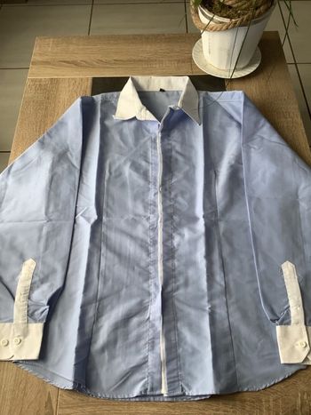 Chemise taille XL longueur 71 cm aisselles à aisselles 56 cm