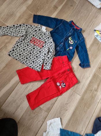 Ensemble pantalon t-shirt manches longues 12 mois
